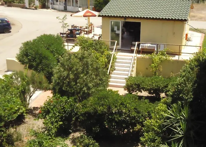 Hermes פליראקי