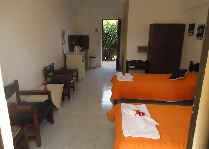 Hermes פליראקי