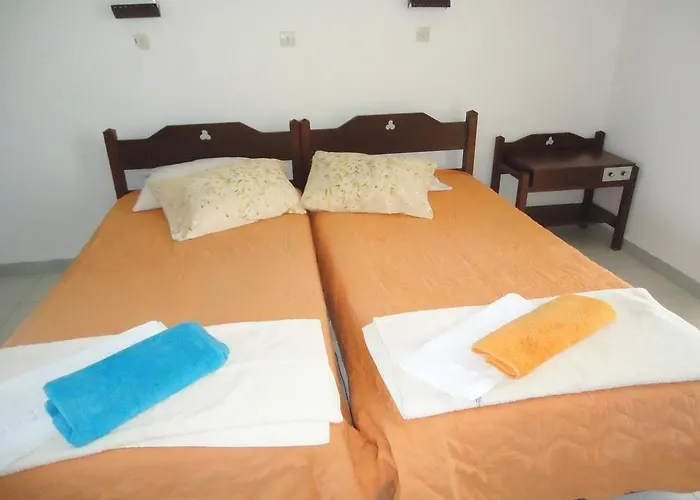 Hermes פליראקי