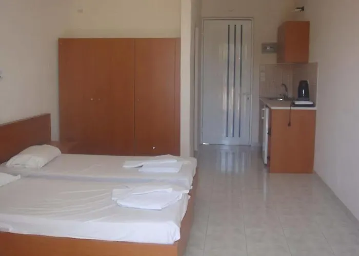 Hermes פליראקי